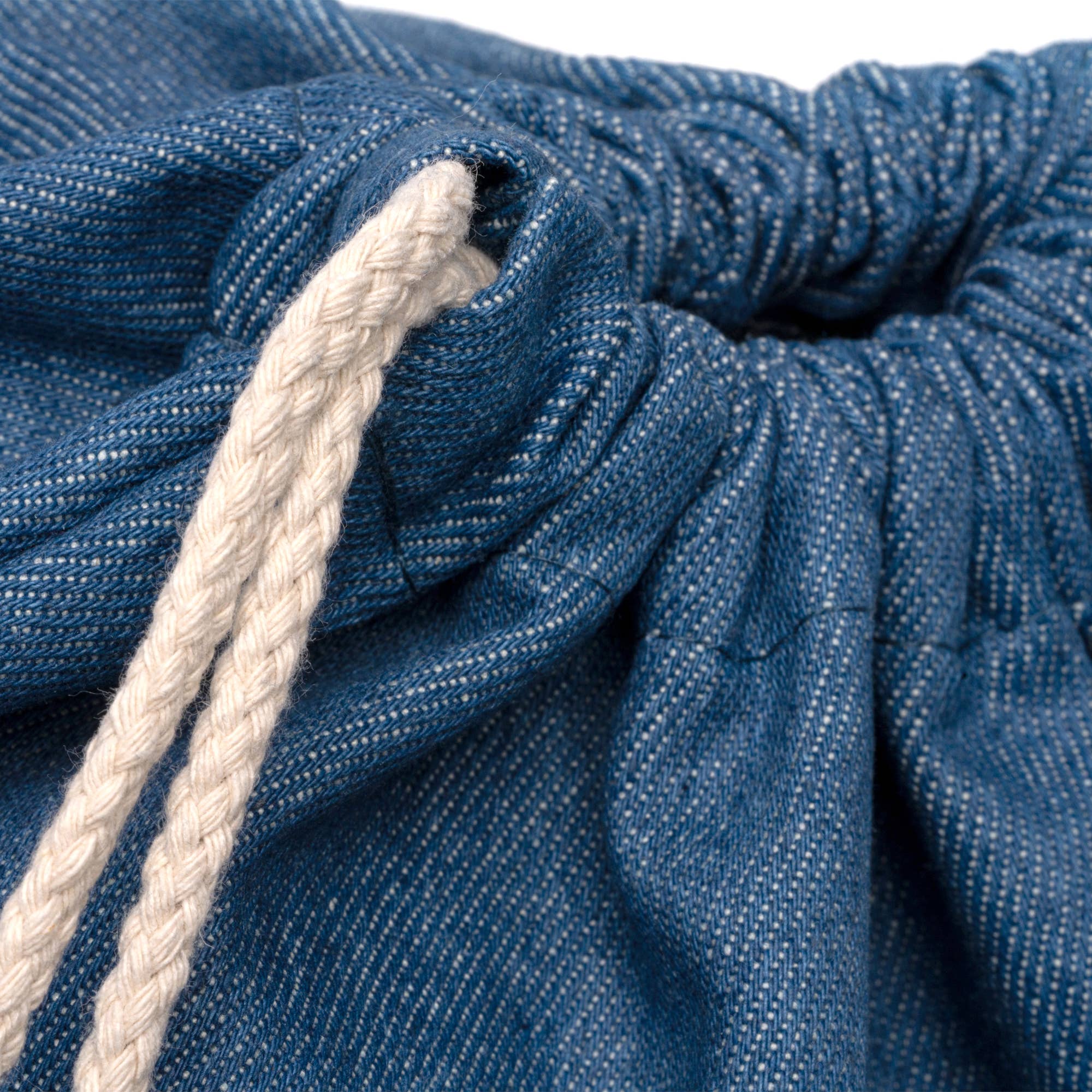 Turnbeutel aus Recycling-Denim – nachhaltig, leicht & individuell gestaltbar