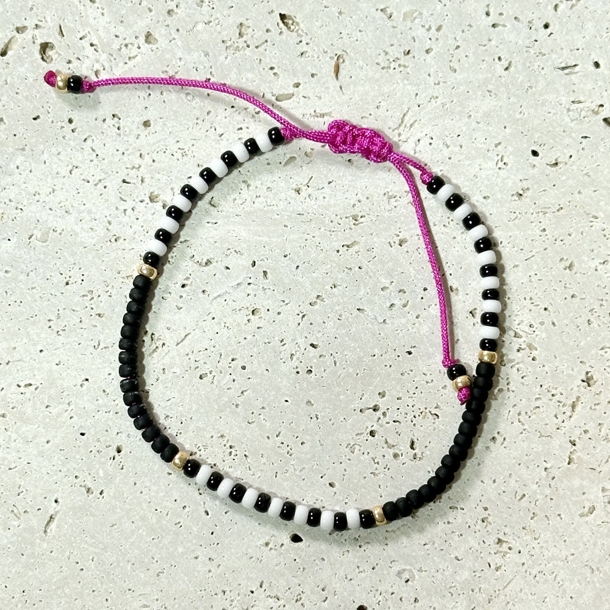 Perlenarmband "Lion"