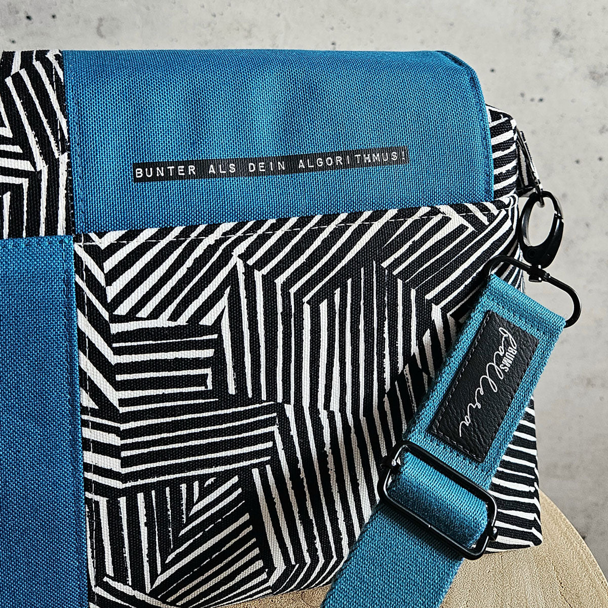 Kunstlederlabel "BUMS fallera" zum Aufbügeln