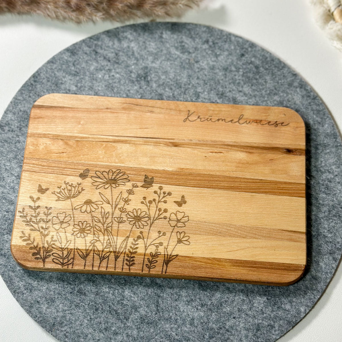 Frühstücksbrettchen "Krümelwiese"