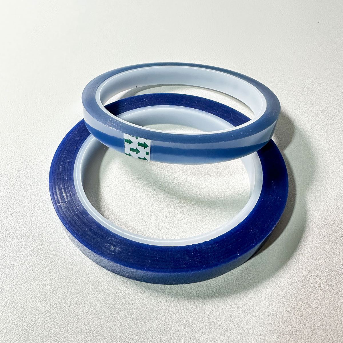 Hitzetransferband zum Anbringen von Bügelbilder