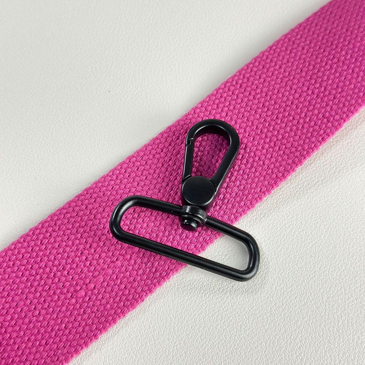 Premium Karabiner 38 mm