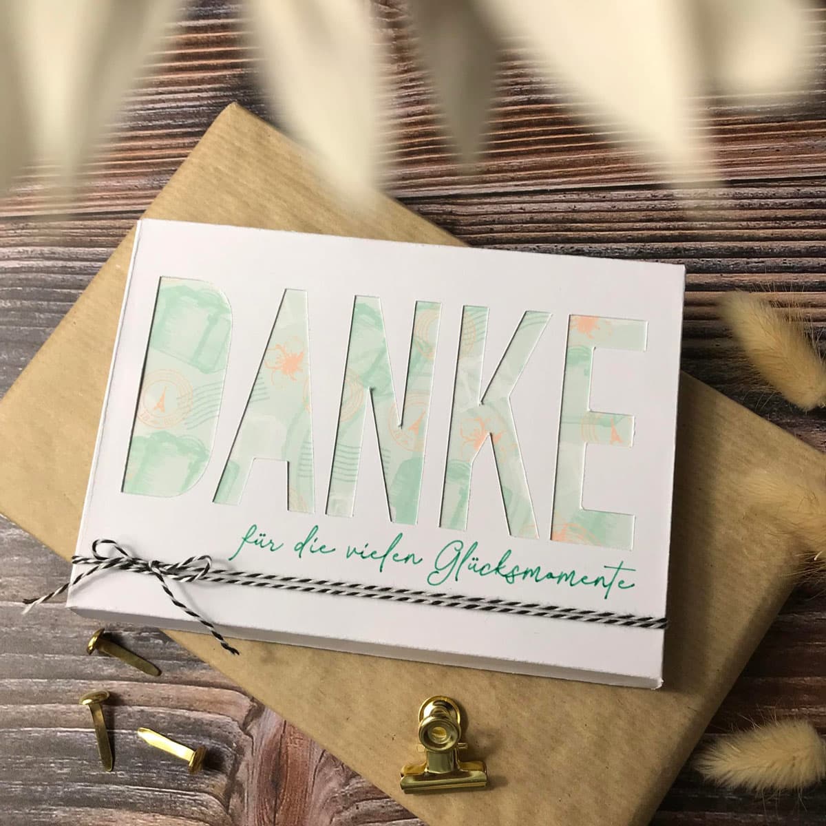 Danke Postkartenbox
