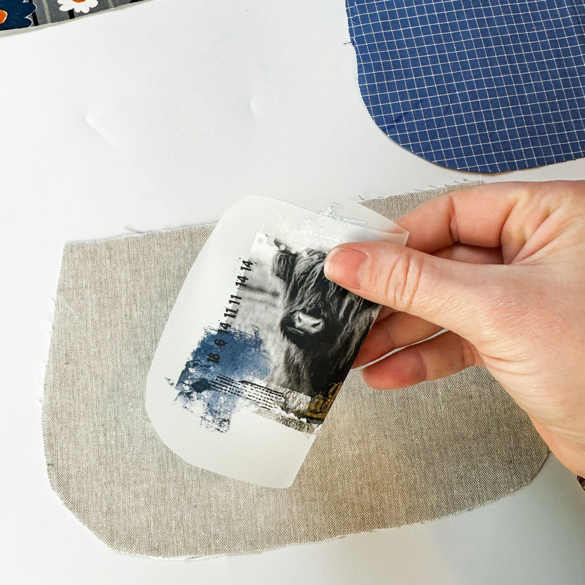 Bügelbild mittig knicken