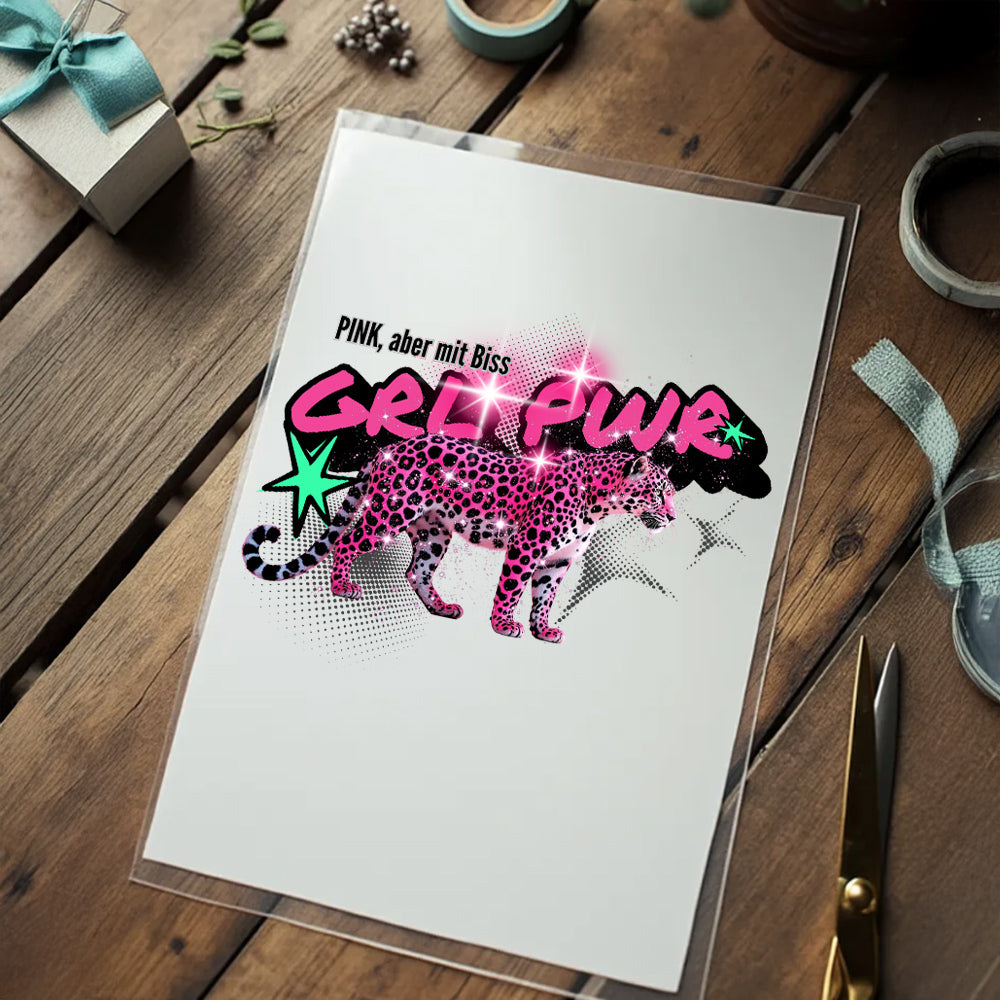 Powergirl - Pinker Leopard, Bügelbild für Frauen