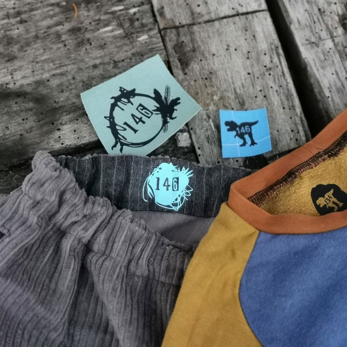 Größenlabels aus dem Dino-Riffic Bundle