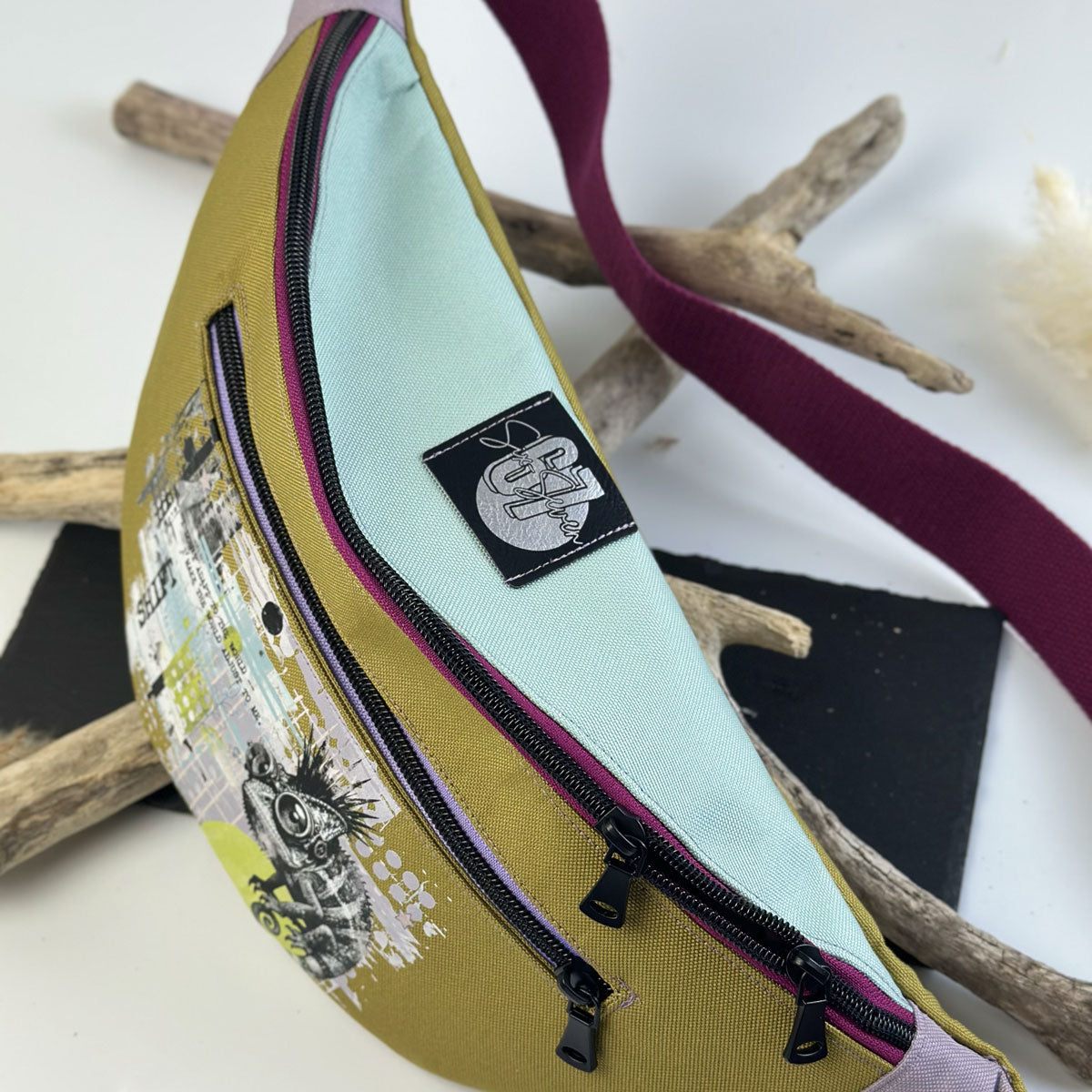 Kunstlederlabel "Six-Seven" zum Aufbügeln