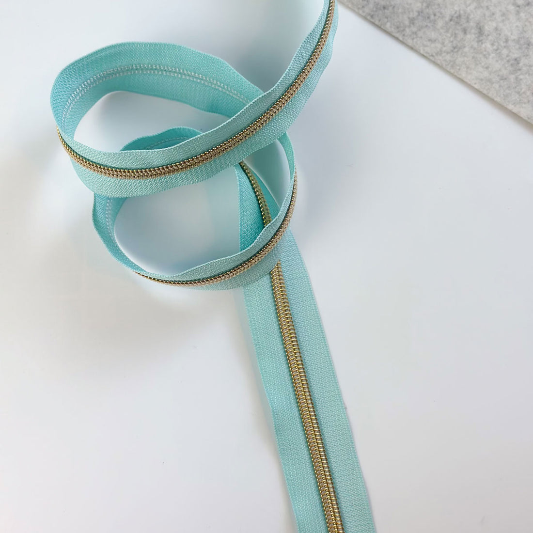 Reißverschluss Endlos Glacier Blue Gold