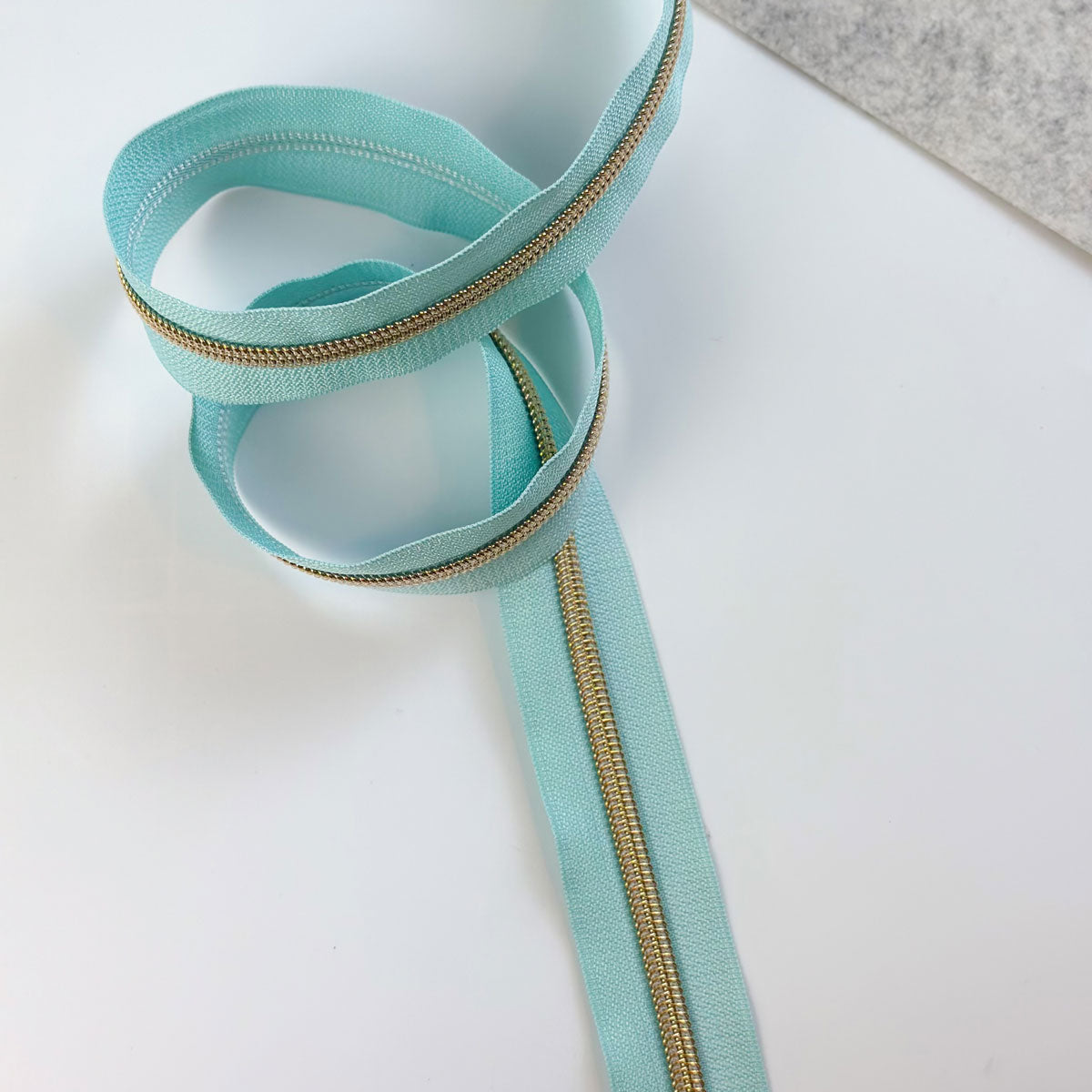 Reißverschluss Endlos Glacier Blue Gold