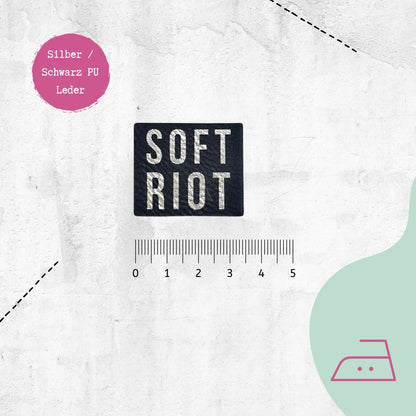 Kunstlederlabel "Soft Riot" zum Aufbügeln | Vorbestellung