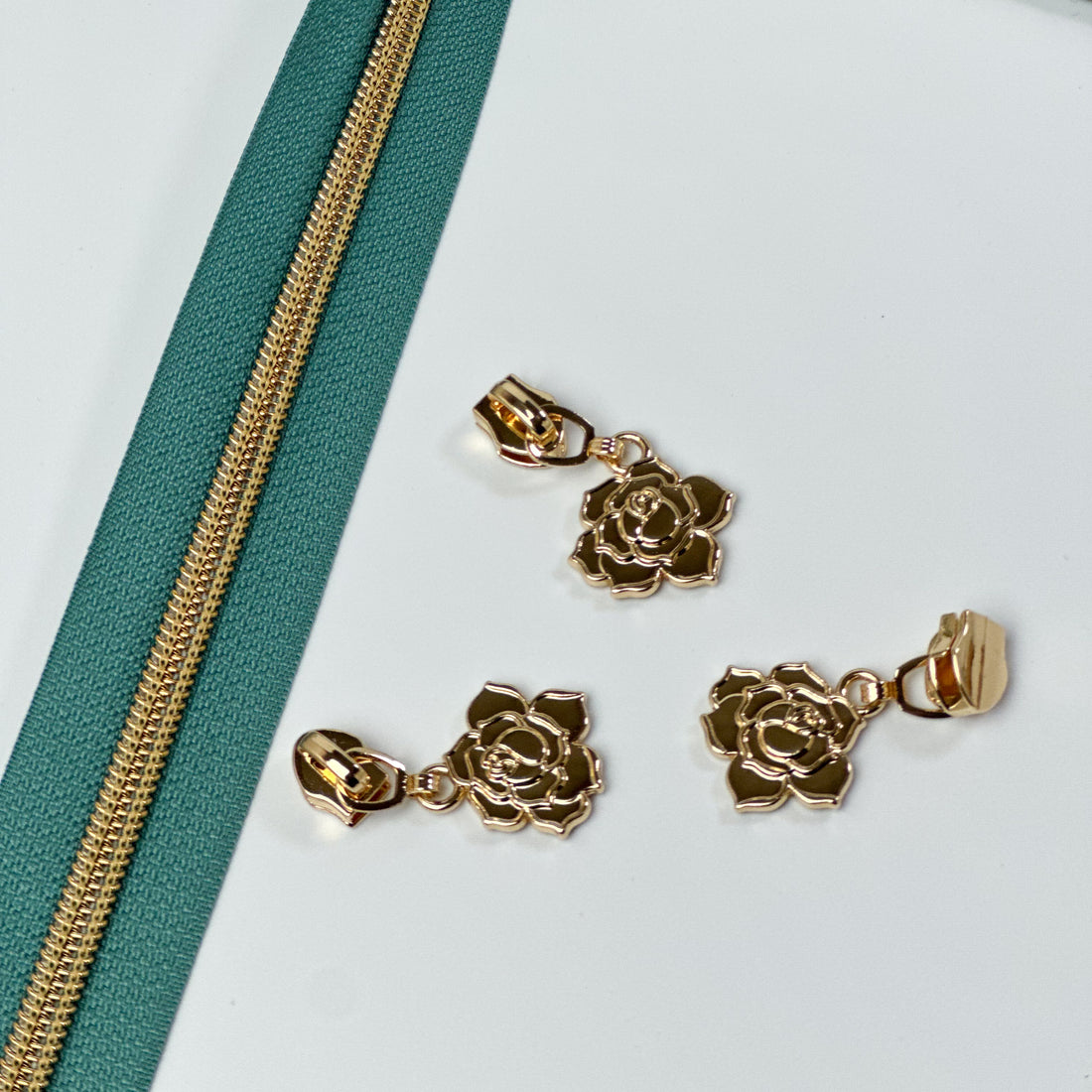 Rosen Zipper für Nylonreisverschlüsse